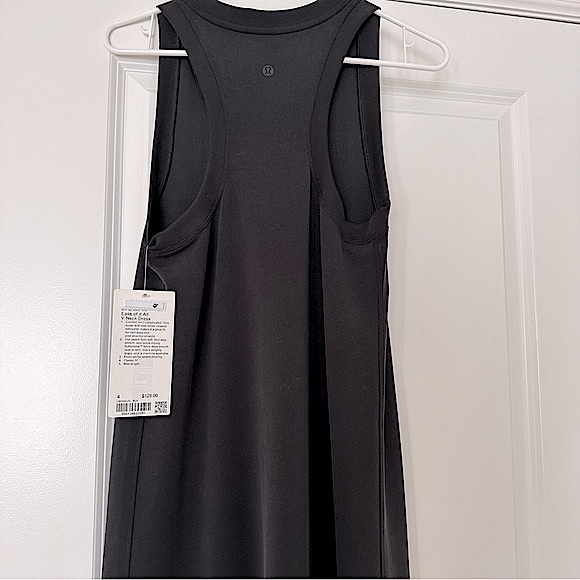Lululemon Dress NWT! Size 4 - Picture 7 of 11